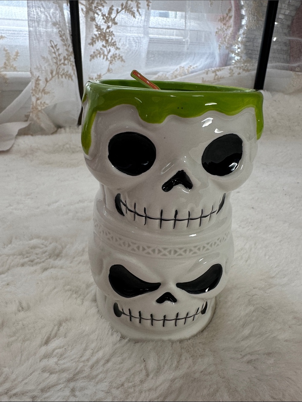 DW homeHalloween skull cursed coconut candle